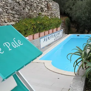 Le Pale Country house